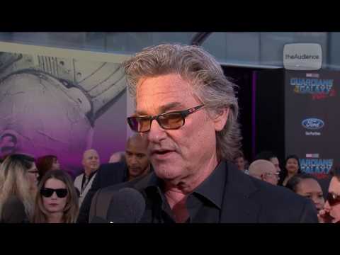 Kurt Russell Talks Ego at the Guardians of the Galaxy Vol. 2 Red Carpet Premiere - UCvC4D8onUfXzvjTOM-dBfEA