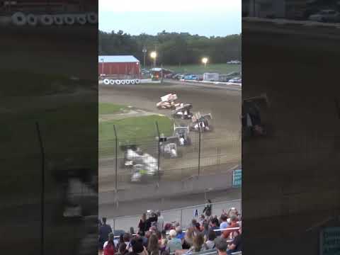 WingedvSorint action from Wilmot Speedway. #sprintcarracing #racing #motorsport #autoracing - dirt track racing video image