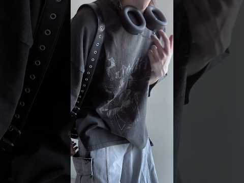 トレンド創作の動画サムネイル - 【絶対買い】最強トレンドコーデ🖤⛓️♟️🐺🥀#ファッションコーデ #雰囲気イケメンコーデ #ファッション