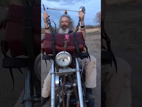 Nothing to see here! @WaylonJenningsOfficial #shesagoodheartedwoman #trending #music #viral