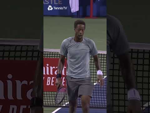 Trademark Monfils Slam Dunk 😍