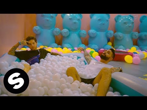 Breathe Carolina x Lucas & Steve x Sunstars - Do It Right (Official Music Video) - UCpDJl2EmP7Oh90Vylx0dZtA