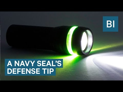 A Navy SEAL reveals why you should always carry a high-powered flashlight - UCcyq283he07B7_KUX07mmtA