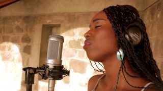 Sonika - Cover of "Stay" by Rihanna & Mikky Ekko