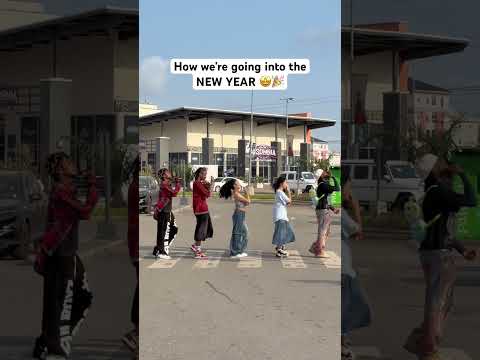 Welcome my beautiful Korean friends to Nigeria🇳🇬😇 #dance #viral #trend #funny #southkorea #shoots