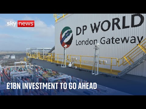 P&O Ferries owner's £1bn investment in UK will go ahead despite transport sec calling for boycott