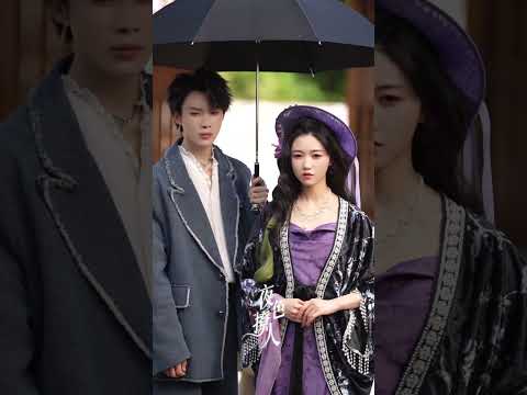 一起進入這場心跳加速的終極夜宴，不只撩人，更要撩心 #岳雨婷 #吳添豪 #夜色撩人短劇 #花豪岳圓 #血族始祖的挑食日常 #因為一個片段看了整部劇 #短劇 #待播劇 #新劇推送 #情感短劇 poster
