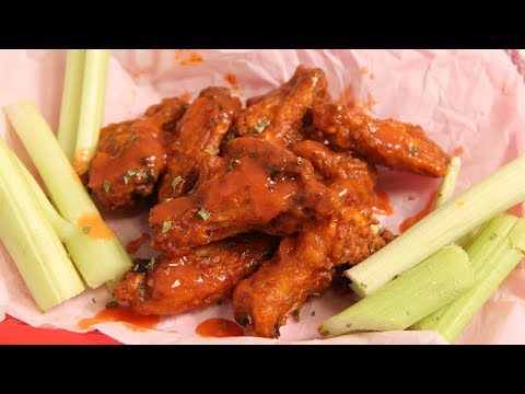 The Best Restaurant Style Buffalo Wings - UCNbngWUqL2eqRw12yAwcICg
