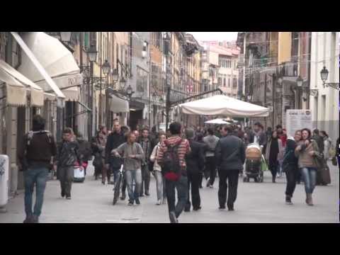 Pisa: walk to the Leaning Tower part 1 .mov - UCvW8JzztV3k3W8tohjSNRlw