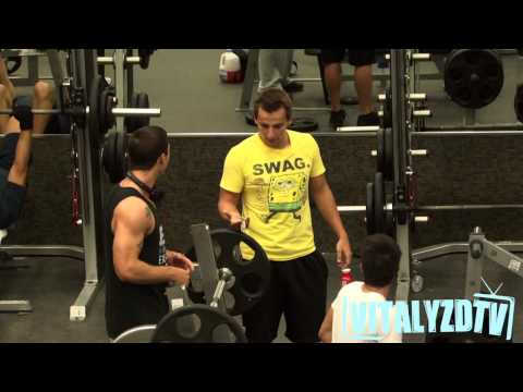 Do You Even Lift? Gym Edition... - UC1KPy3cAAj0i0RIFC_SzjMg