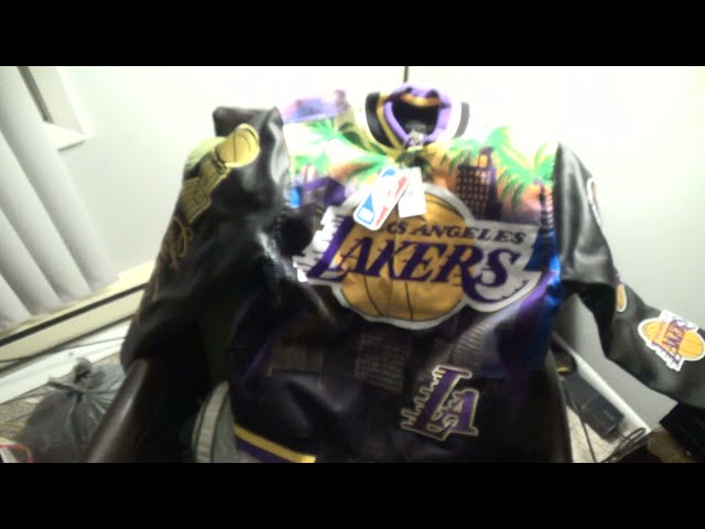 The Pro Standard NBA Los Angeles Lakers Logo Varsity Jacket