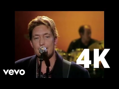 Chris Rea - Driving Home For Christmas (Official 4K Video)