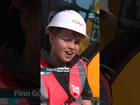 13-year-old Finlay Gallagher has been crowned the UK’s youngest qualified digger driver #itvnews