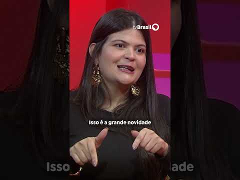 Aava Santiago fala sobre instrumentalização da fé