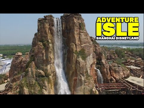 Adventure Isle overview at Shanghai Disneyland - UCYdNtGaJkrtn04tmsmRrWlw