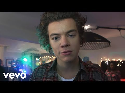 One Direction - Midnight Memories (Behind The Scenes Part 1) - UCbW18JZRgko_mOGm5er8Yzg