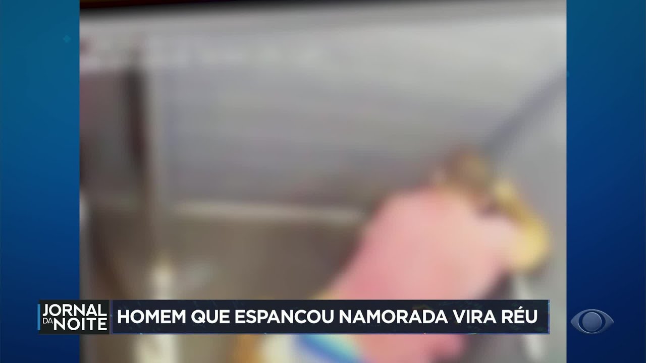 Homem que espancou namorada com 61 socos vira réu