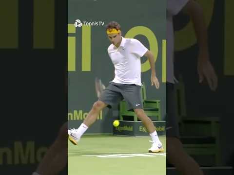 Federer's Most Casual Tweener 😎