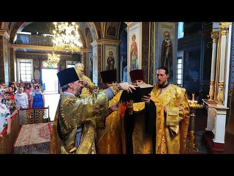 Полиелей апостолам Петру и Павлу