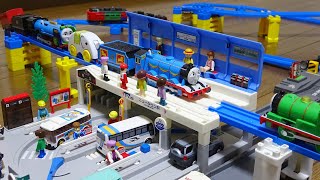 動画サムネイル