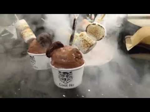 How to make Liquid Nitrogen Ice Cream at Cool N2 - UCGqG1RI-3ktA0BkzJH5N0RA