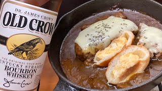 昨日作った2日目カレーでチーズカレー煮込みハンバーグを作ってカラスハイボールをキメるだけの動画