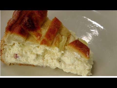 How to Make Pizza Rustica - Recipe by Laura Vitale - Laura in the Kitchen Episode 168 - UCNbngWUqL2eqRw12yAwcICg