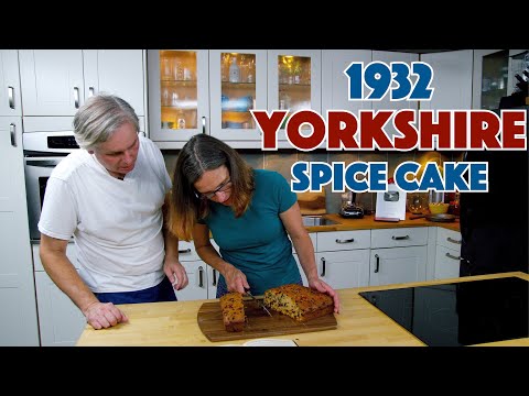 1932 Yorkshire Spice Cake Recipe || Glen & Friends Cooking