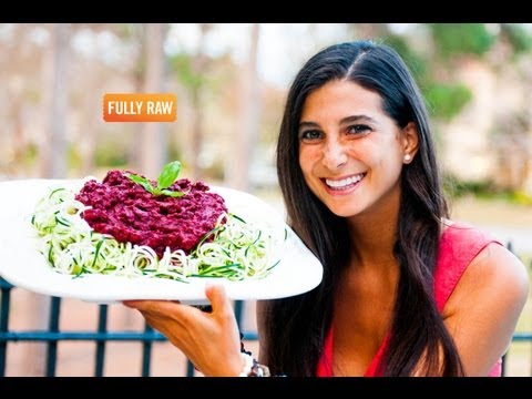 FullyRaw Pasta with Cinnamon Beet Basil Marinara