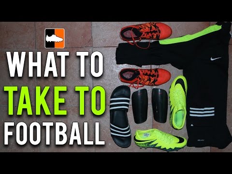 What To Take To Football - Episode 3 Matt's Soccer Bag - UCs7sNio5rN3RvWuvKvc4Xtg