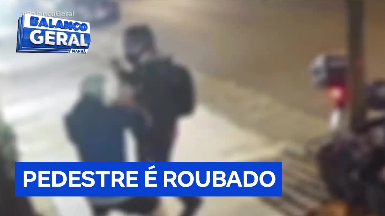 Pedestre é rendido e roubado por motociclista armado em bairro nobre de São Paulo