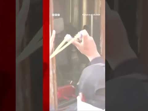 Protesters crash truck through Mexico's National Palace door. #Mexico #MexicoCity #Shorts #BBCNews