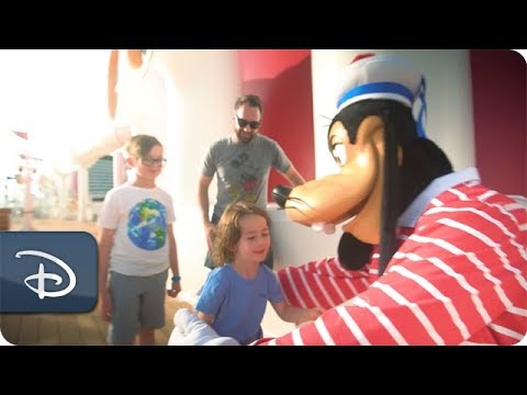 Cruising With Dad: How I Became a Super Hero to My Kids | Disney Cruise Line - UC1xwwLwm6WSMbUn_Tp597hQ