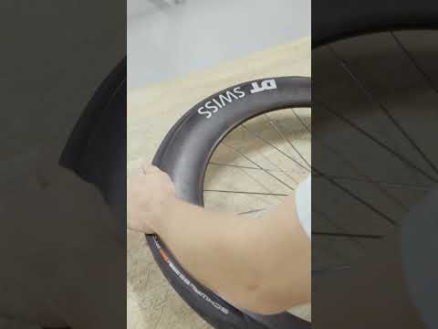 Tubeless on your road bike. Here's how to.