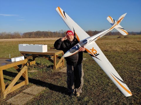 FMS FOX Giant 3000mm aerobatic electro Glider 6S EPO PNF Maiden flight - UC3RiLWyCkZnZs-190h_ovyA