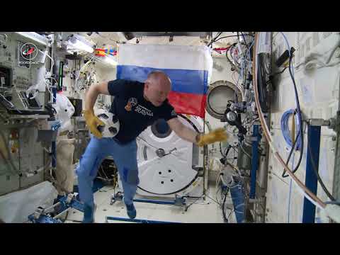 Cosmonauts Show Off Soccer Skills in Space - UCVTomc35agH1SM6kCKzwW_g