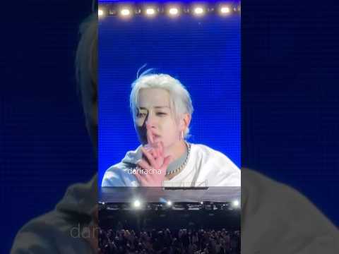 HE IS SO LOVELY 🥰❤️#bangchan #straykids #skz #concert #tour #kpopskz #shorts #viral