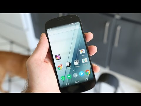 YotaPhone 2 Hands On - UCCjyq_K1Xwfg8Lndy7lKMpA