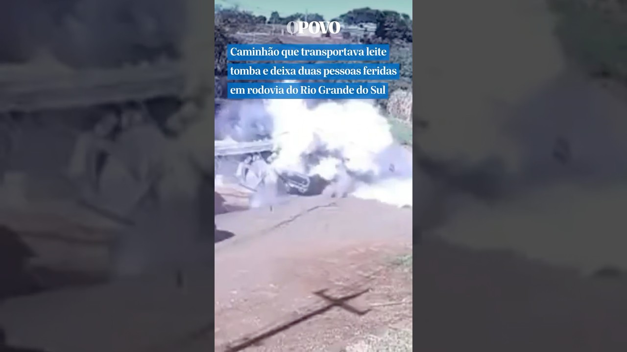 Caminhão que transportava leite tomba e deixa duas pessoas feridas em rodovia do Rio Grande do Sul
