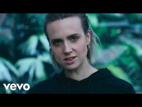 MØ - Nights With You (Official Video) - UCtGsfvj155zp8maBFng9hHg