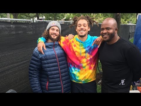 Torey Pudwill and Kweku Collins Skate LIVE into Lollapalooza 2017 - UCblfuW_4rakIf2h6aqANefA