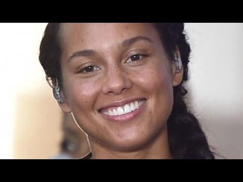 The Real Reason Alicia Keys Stopped Wearing Makeup - UC1DGpYiEiqBrQtYXFbLhMVQ