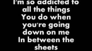 Addicted - Saving Abel (Lyrics)
