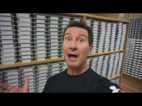 EEVblog #737 - World's Biggest Collection Of Electronics Components - UC2DjFE7Xf11URZqWBigcVOQ