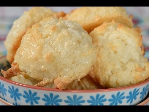 Coconut Macaroons Recipe Demonstration - Joyofbaking.com - UCFjd060Z3nTHv0UyO8M43mQ