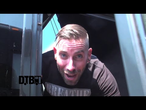 The Ghost Inside - BUS INVADERS Ep. 686 [Warped Edition 2014] - UCybDimFZ3eoUQxSArdqCe9g