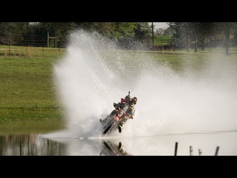 Backflips and Pond Skimming for Pastrana's Return to Motocross - UCblfuW_4rakIf2h6aqANefA