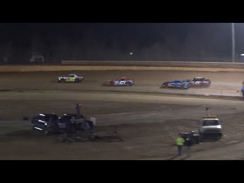 Stock V8 at Lavonia Speedway February 25th 2022 - dirt track racing video image