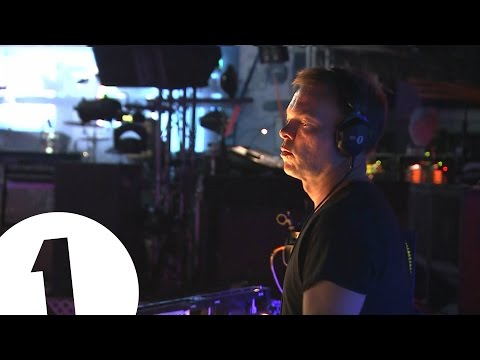 Pete Tong from Radio 1 in Ibiza 2015 - UC-FQUIVQ-bZiefzBiQAa8Fw