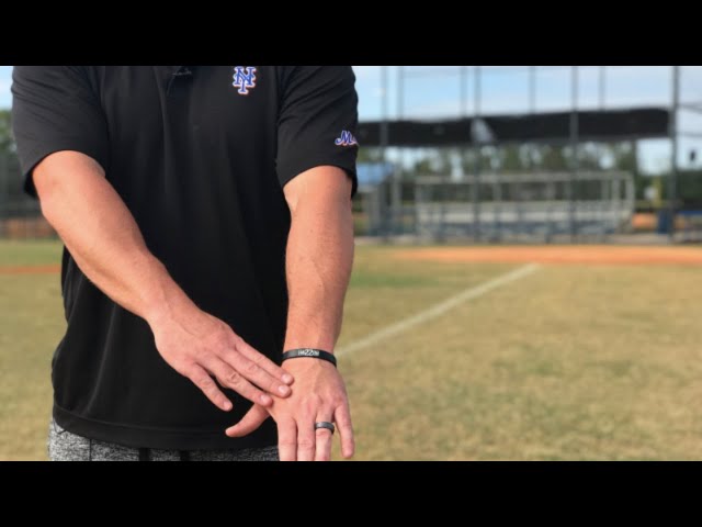 Baseball Signs and Signals You Need to Know